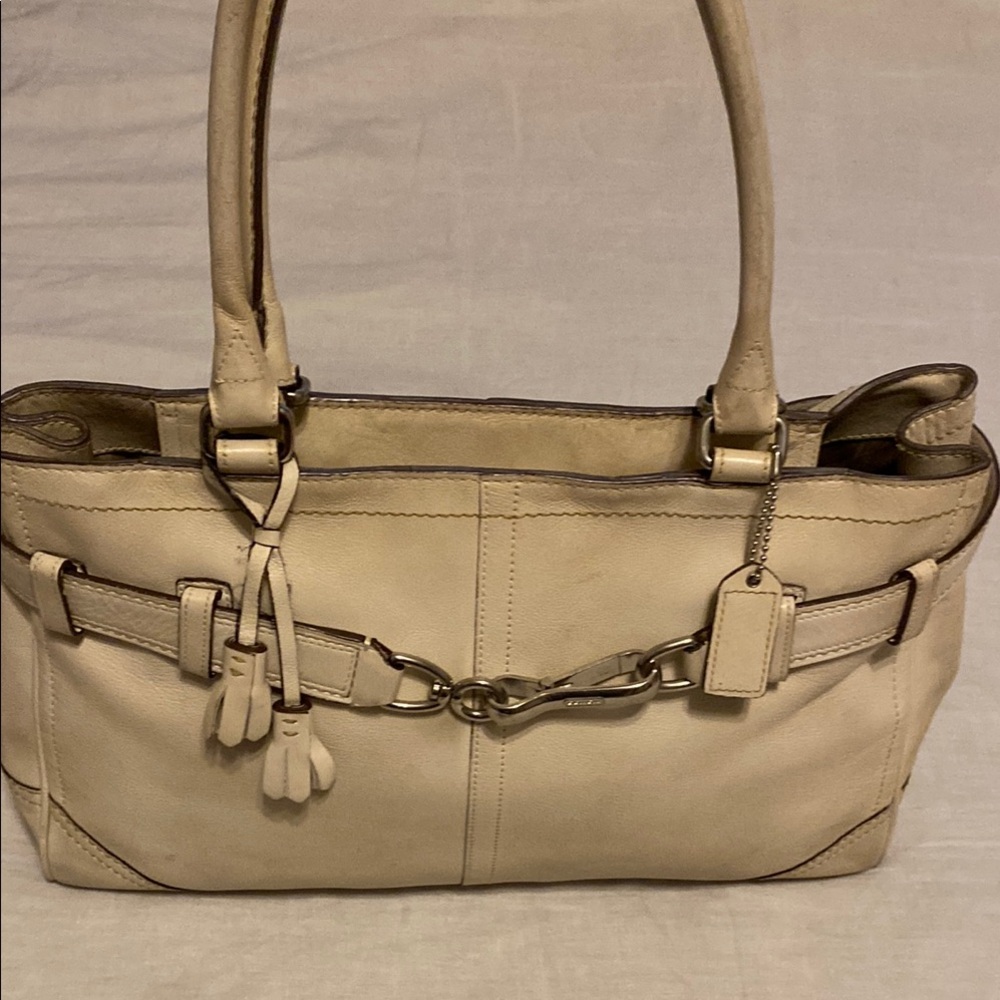 COACH Vintage Cream Leather Tote
